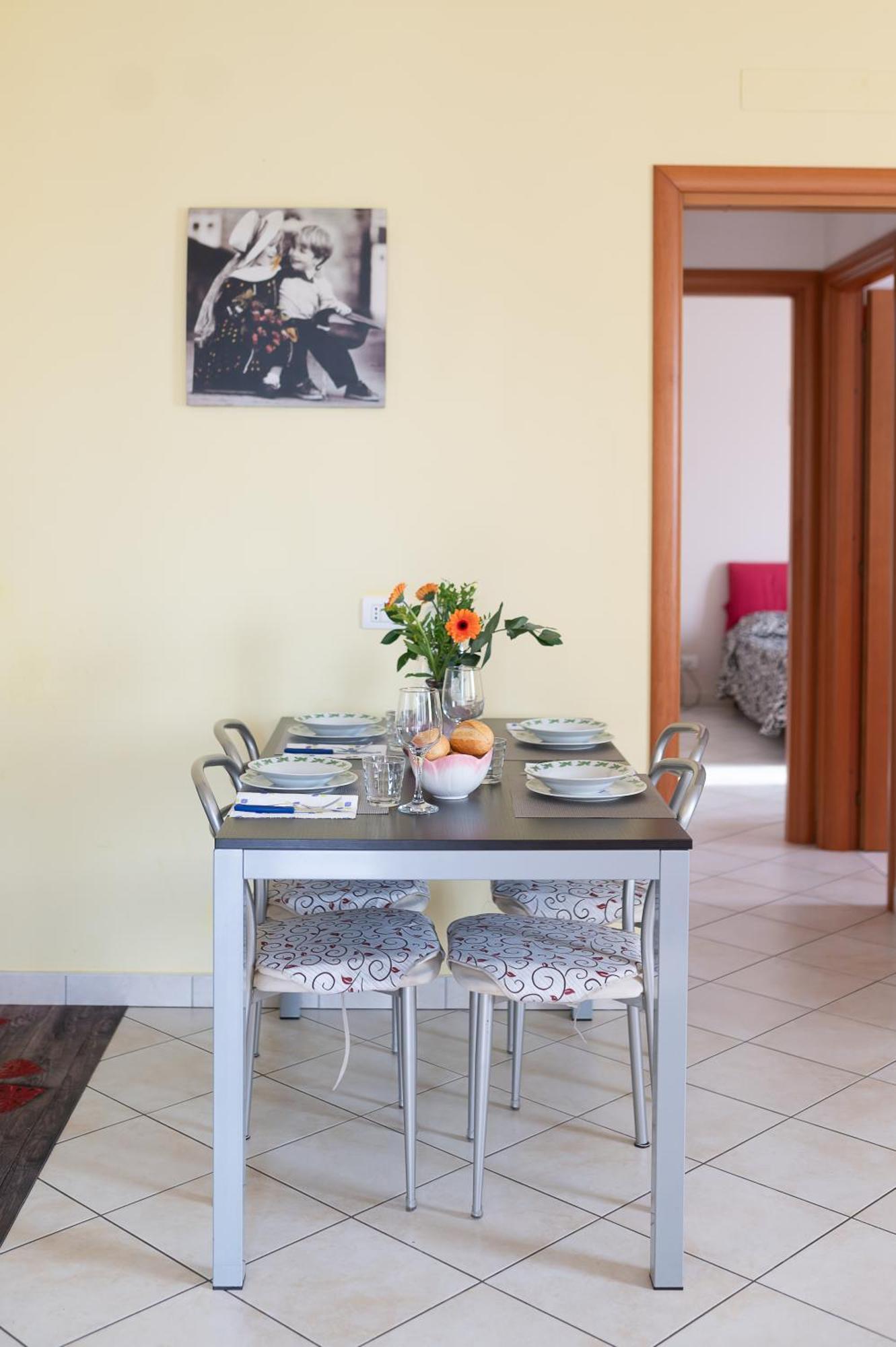 דירות לאזיסה Terrazza Baciata Dal Sole מראה חיצוני תמונה